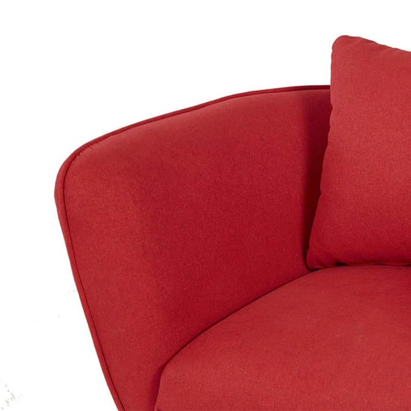 The felt cover is made from closely bonded microfiber with a durable structure that increases water resistance